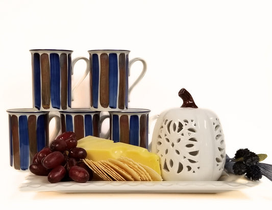 Cobalt and Clove Gift Vignette