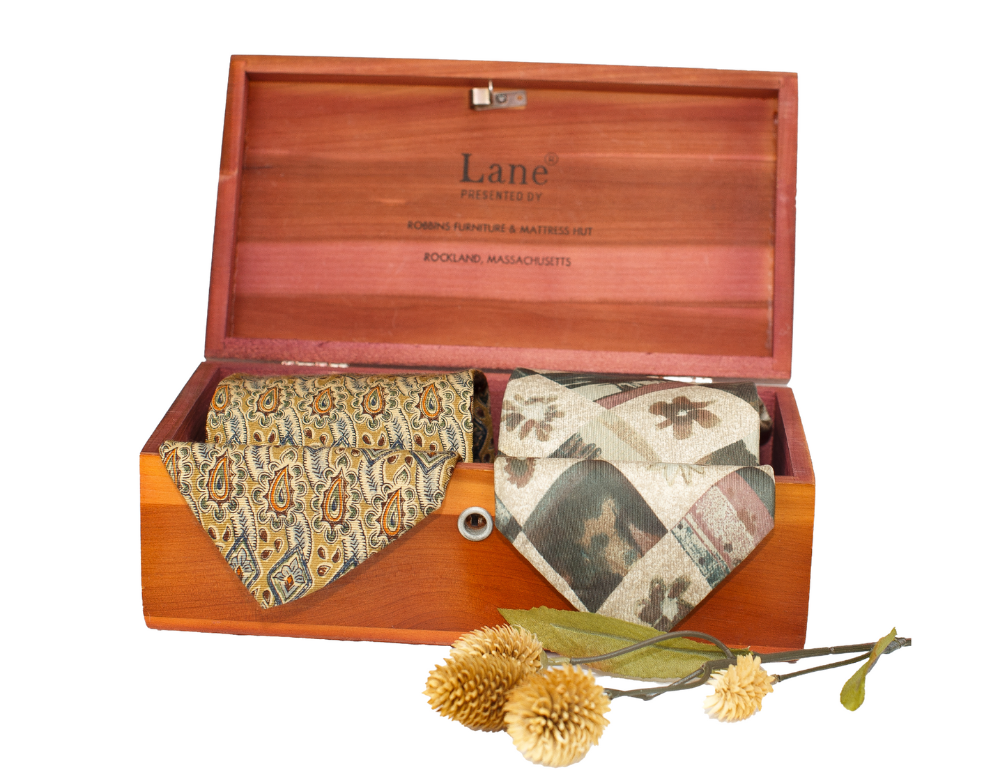 Silk & Cedar Gift Vignette